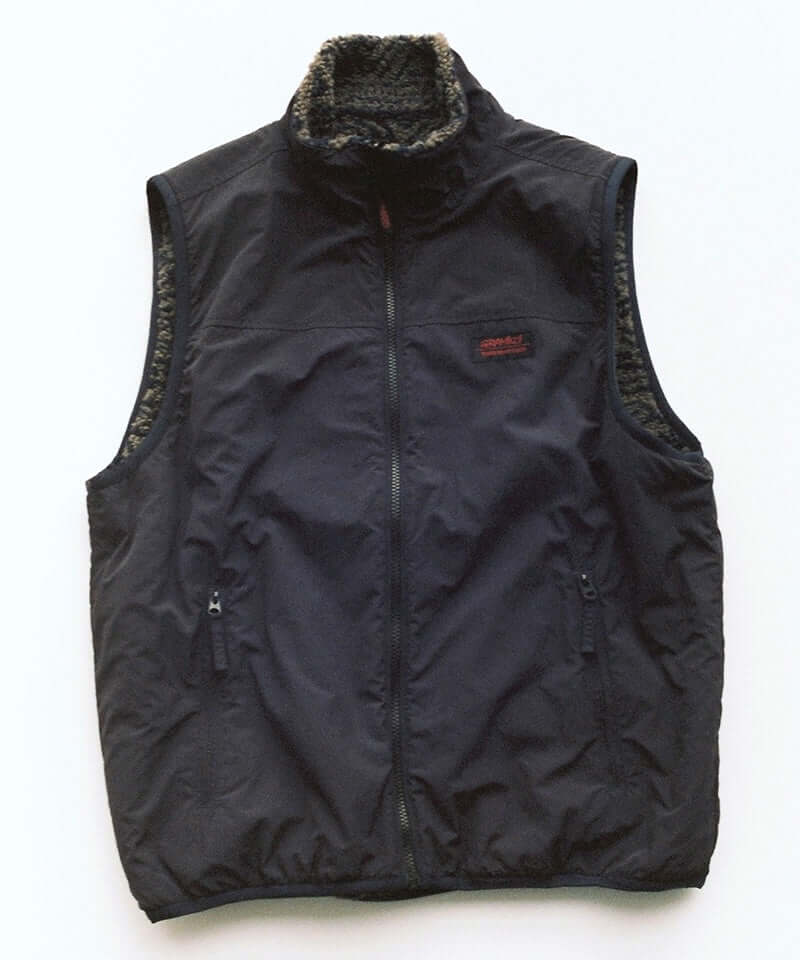 Gramicci Gramiccic & thisisneverthat Reversible Fleece Vest Color: DARK NAVY